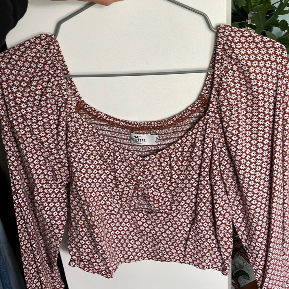 Hollister Cutout Long Sleeve Blouse